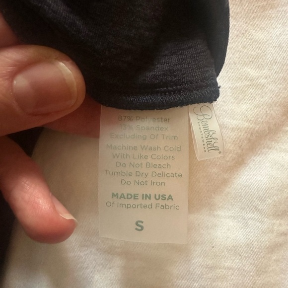 Brand new never worn Bombshell bodysuit - Picture 4 of 7